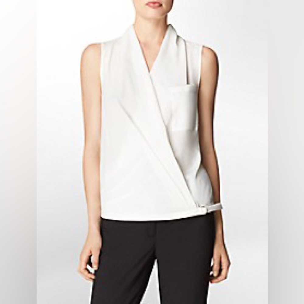 Calvin Klein FAUX LEATHER TRIM V-NECK SLEEVELESS TOP